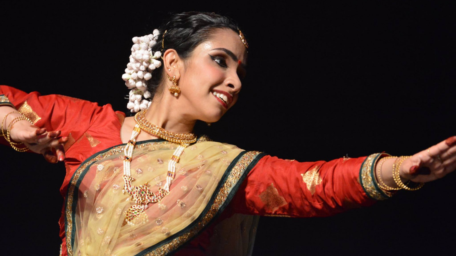 Anuradha Sethuraman Natawari Dancer of Jankiprasad Kathak Gharana of Banaras