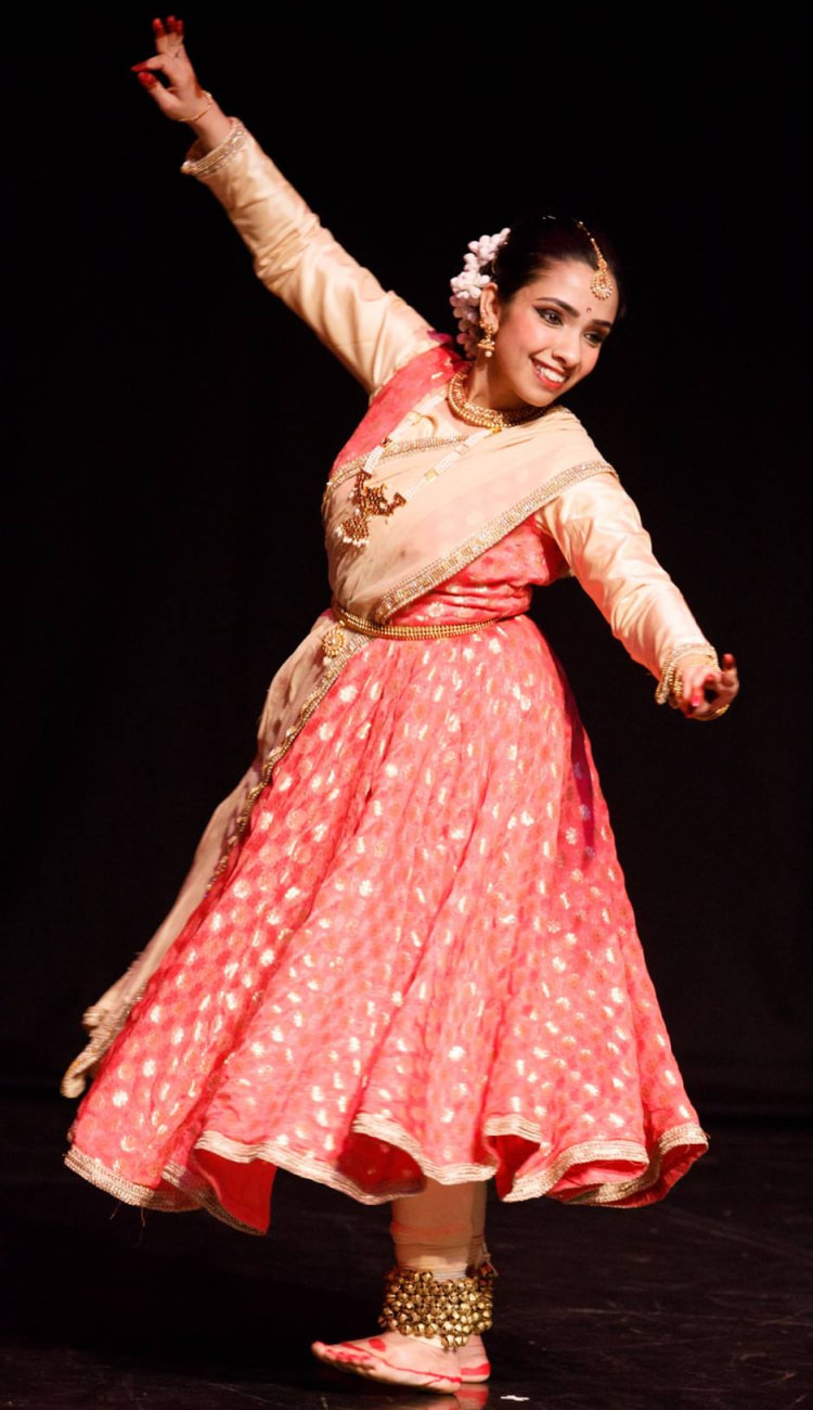 Anuradha Sethuraman Natawari Dancer of Jankiprasad Kathak Gharana of Banaras